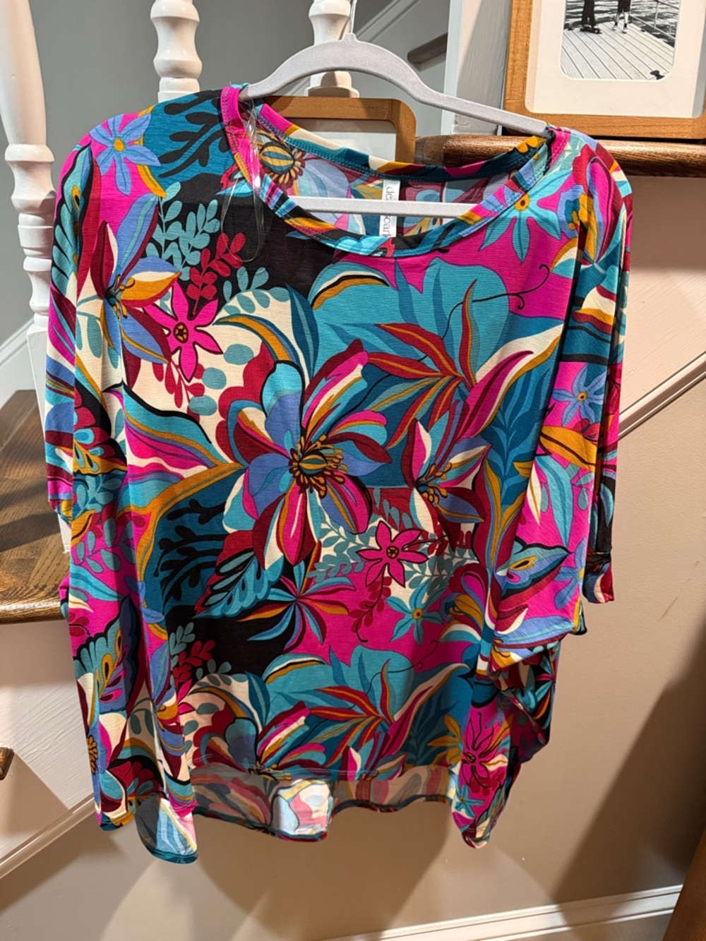 Dear Scarlett Vibrant Floral Short Sleeve Top - Pink, Teal, Black